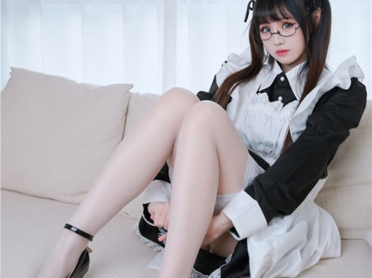 miko酱ww 生日限定女仆 [26P-277MB]